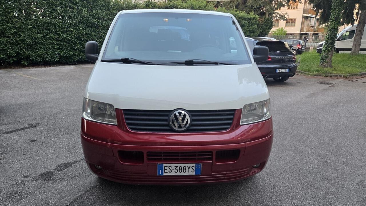 Volkswagen Transporter Caravelle 1.9 TDI/102CV PL