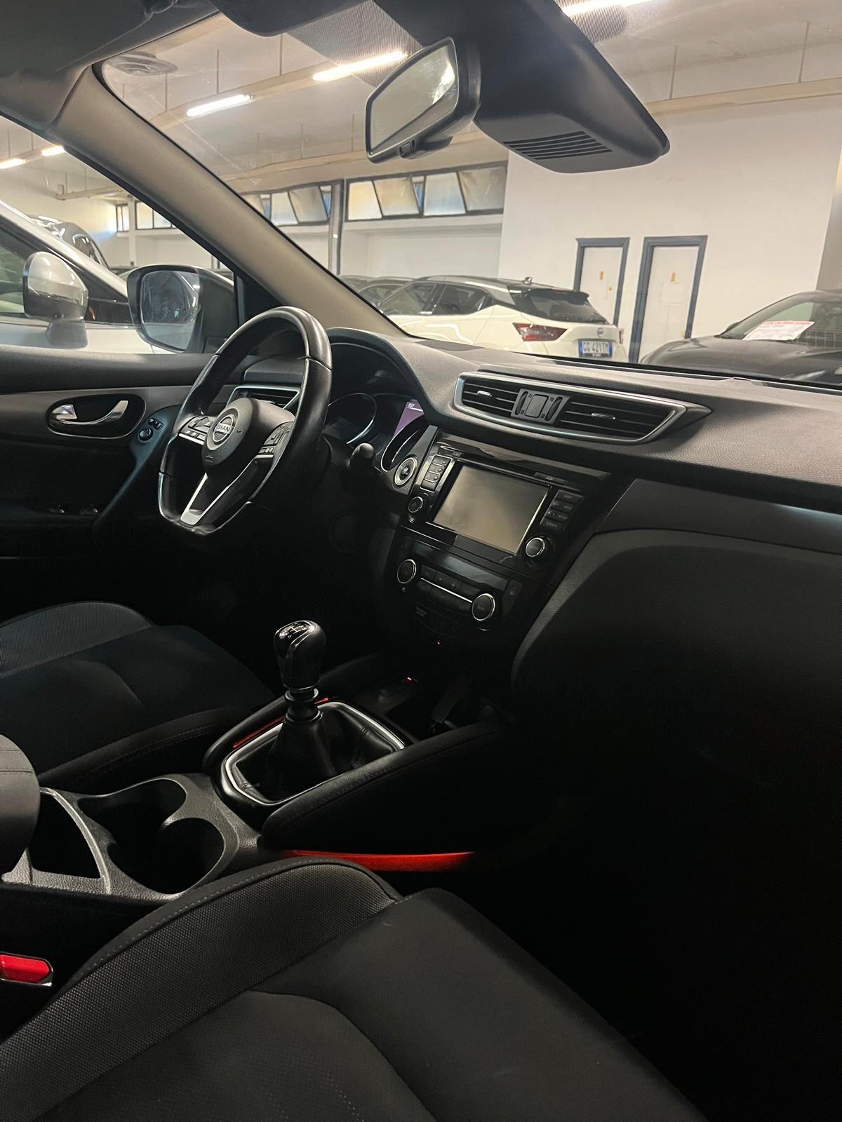 Nissan Qashqai 1.5 dCi N-Connecta