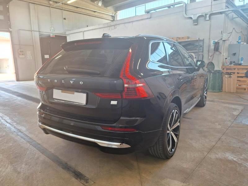 VOLVO XC60 (2017-->) XC60 T6 Recharge Plug-in H...