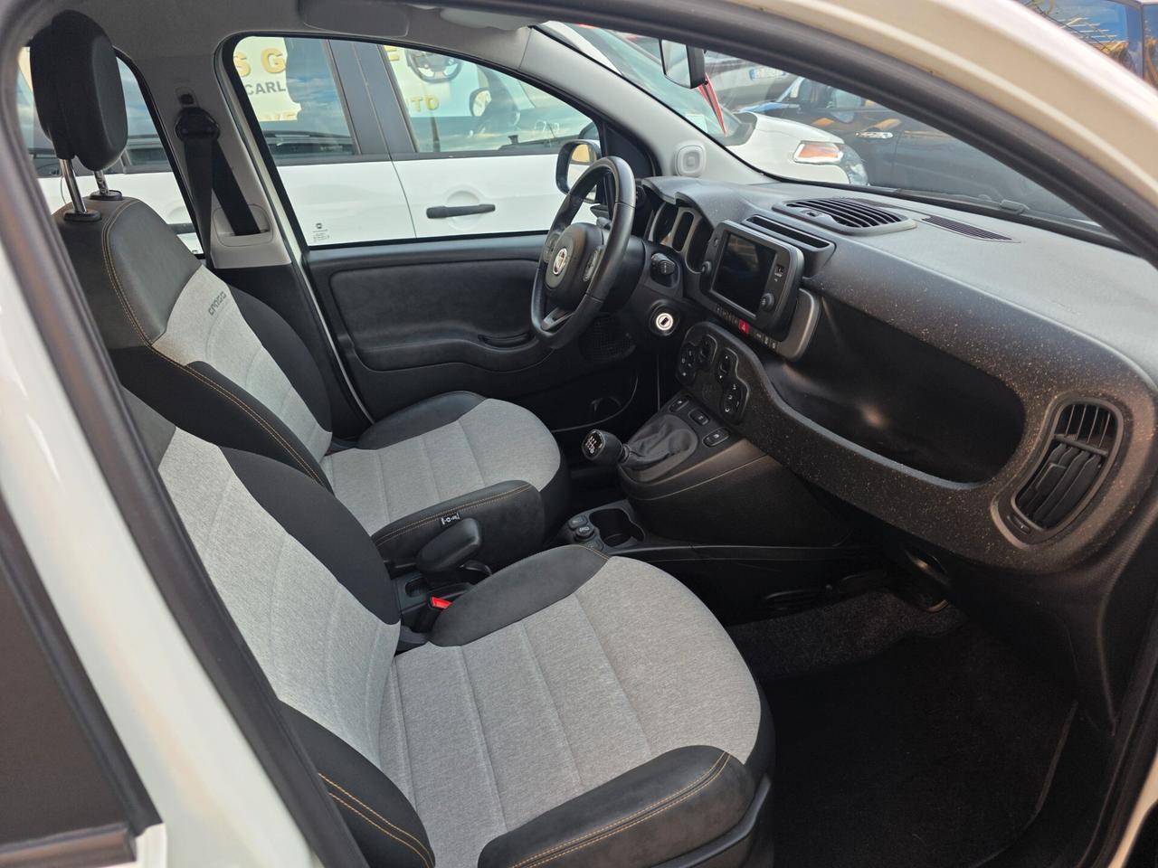 Fiat Panda 1.0 FireFly S&S Hybrid City Cross