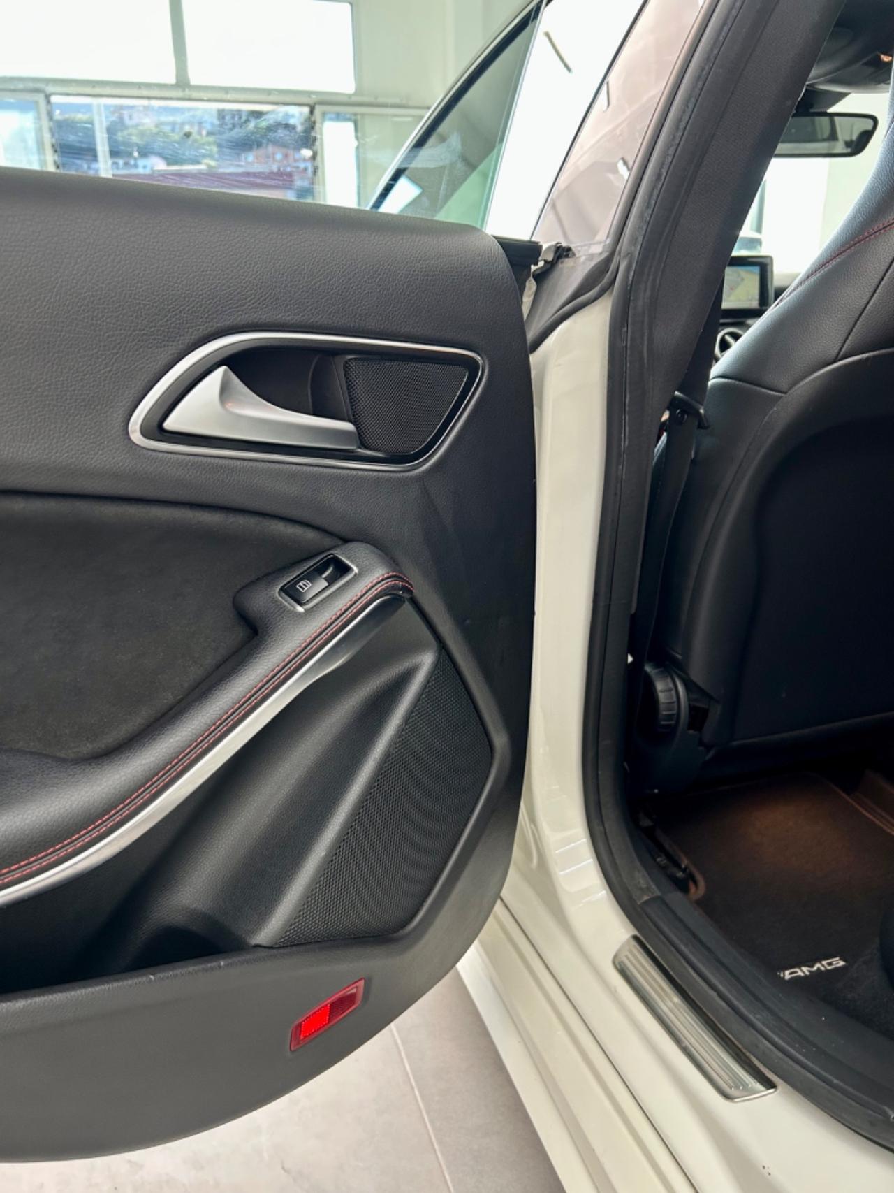 Mercedes CLA 200 Premium AMG TETTO FULL