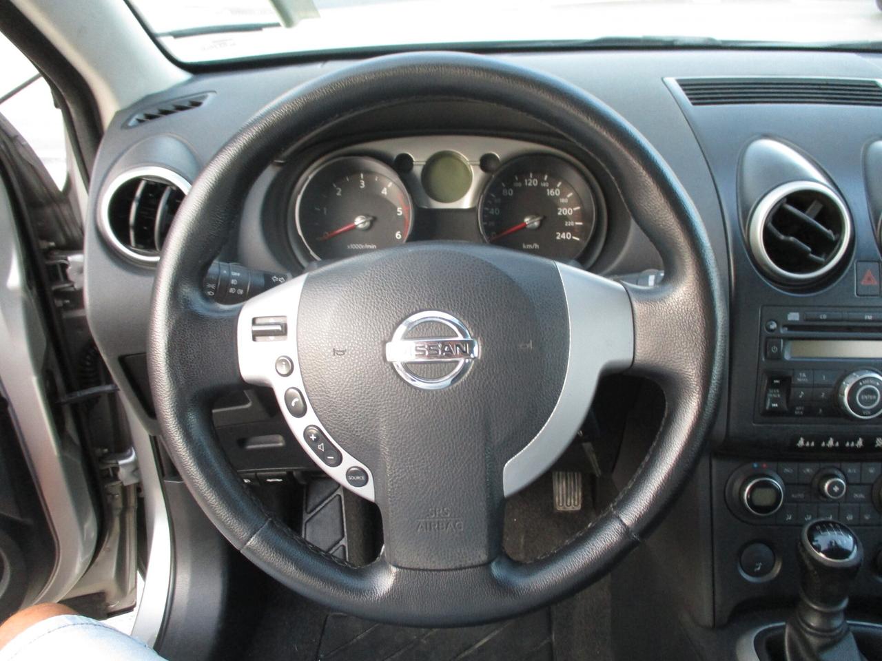 Nissan Qashqai 2.0 dCi DPF Tekna 2008