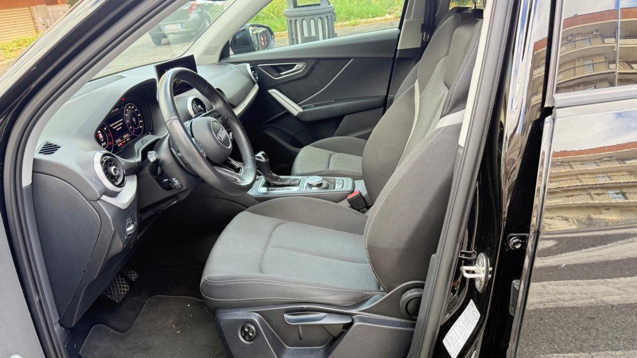 Audi Q2 35 TFSI S tronic line Edition LED NAVI KAMERA PDC CERCHI 17 COCKPIT BLUETOOTH