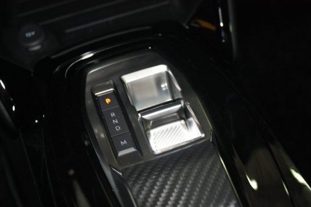 PEUGEOT 2008 Hybrid 145 GT KM ZERO