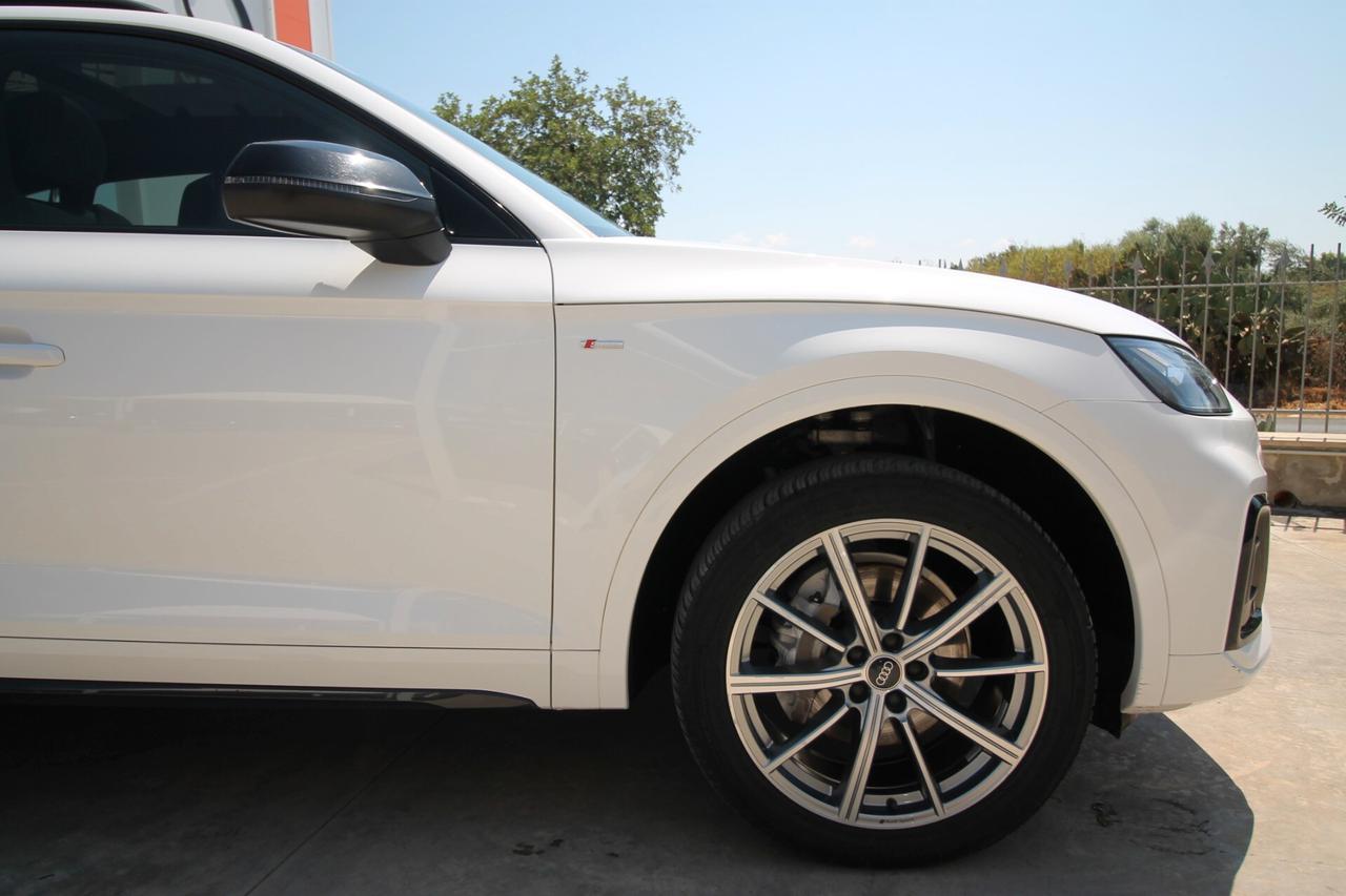 Audi Q5 40 TDI 204 CV S line plus | 2021