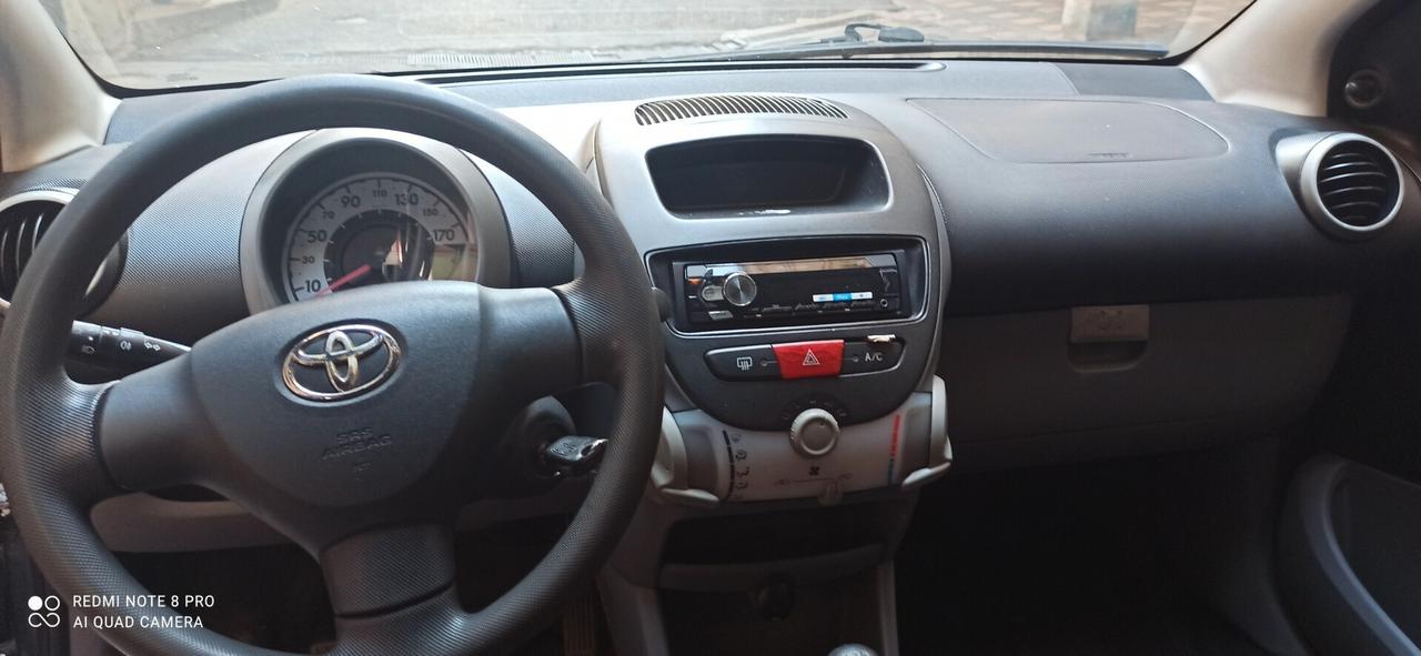 Toyota Aygo 1.0 12V VVT-i 5 porte