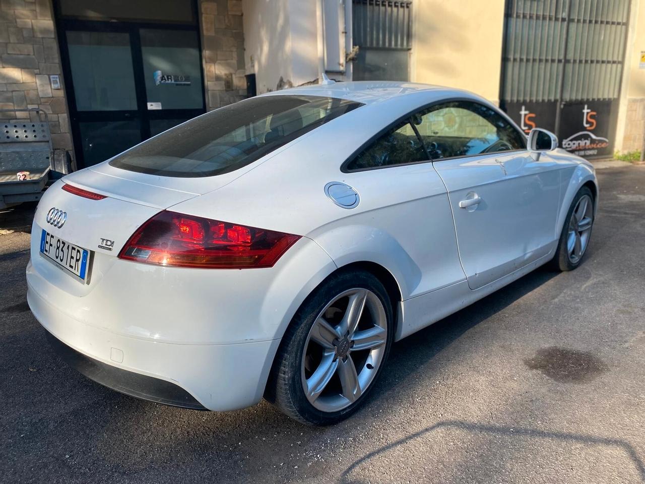 Audi TT Coupé 2.0 TDI quattro Advanced