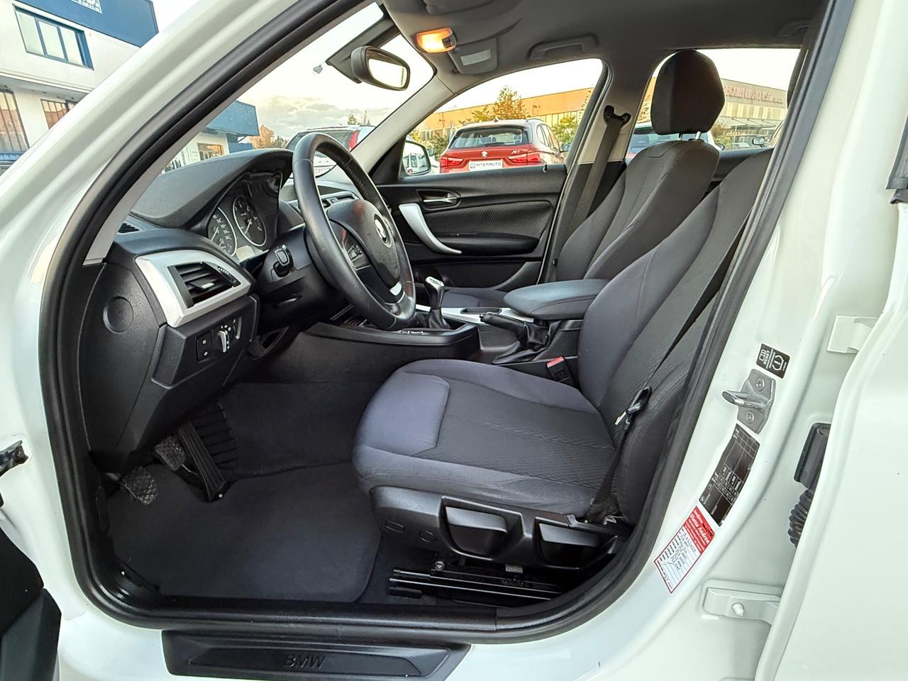 Bmw 116 116d 5p. Efficient Dynamics Urban