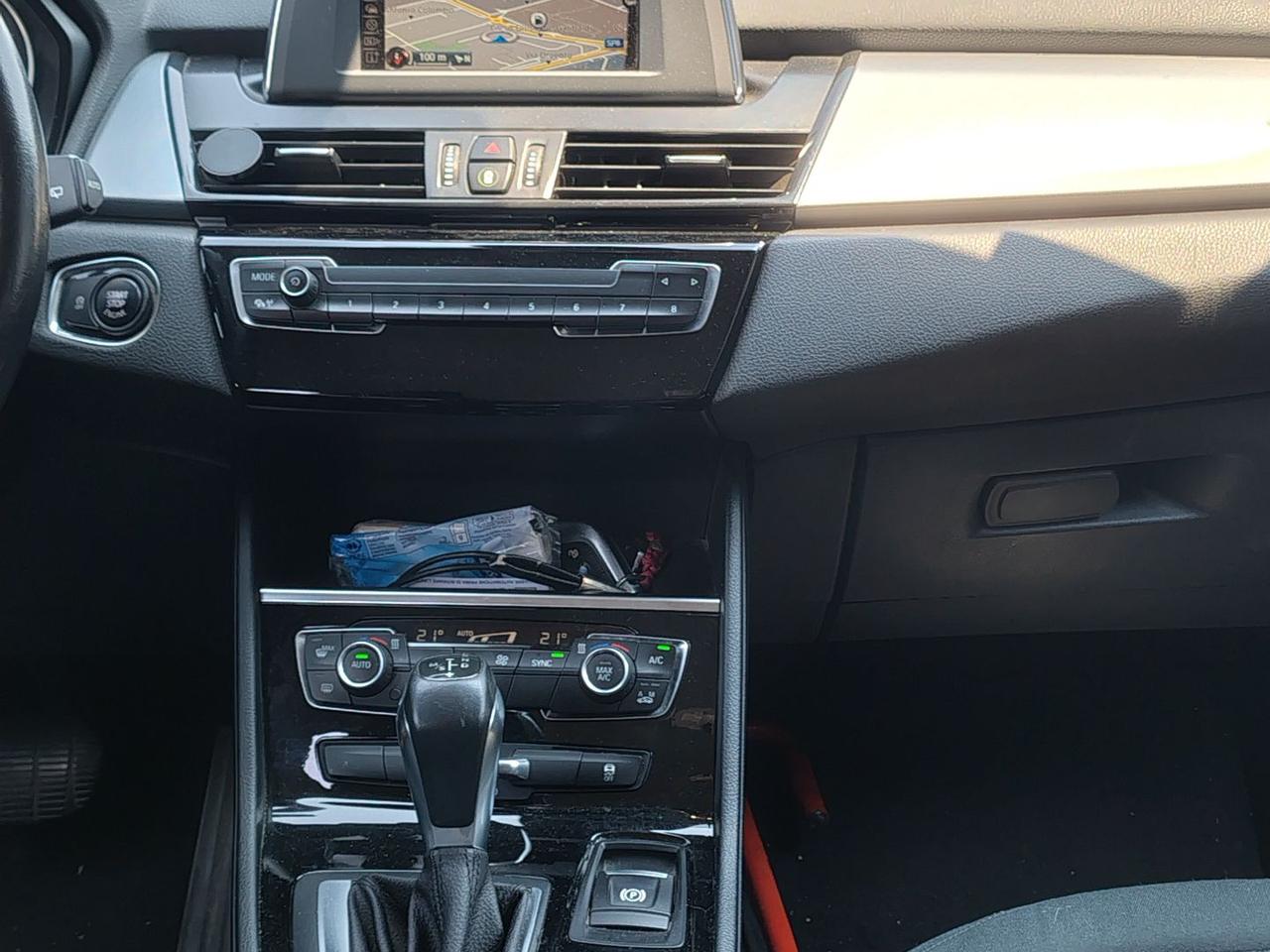 Bmw 218 d Advantage 7 POSTI #11450