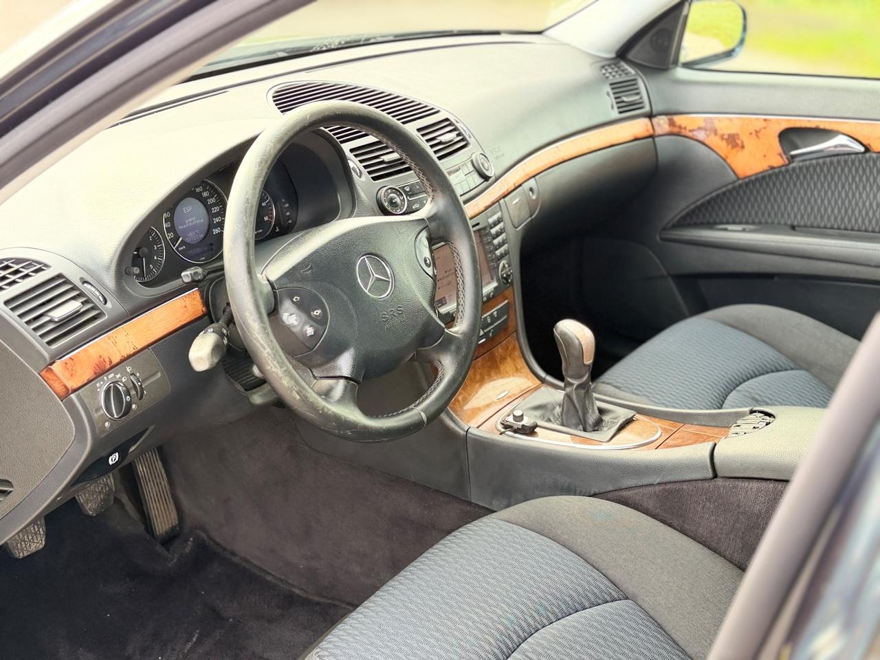 Mercedes E 270 CDI 154 mila km