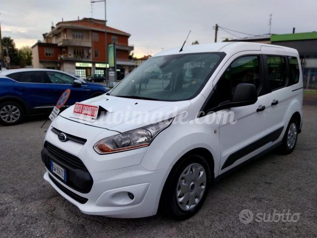 FORD Transit Connect 1.6 TDCi 115 CV Titanium