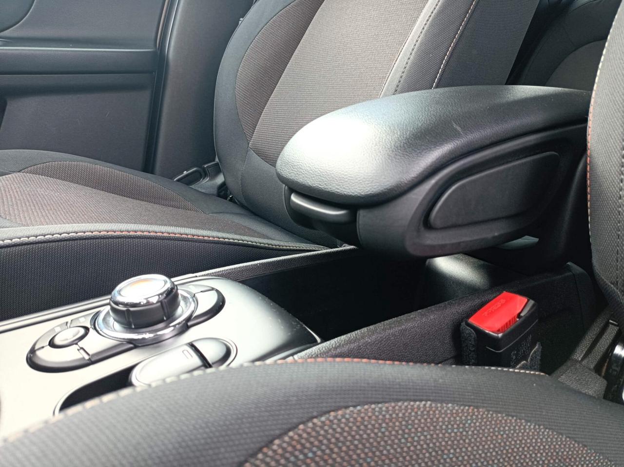 Mini One D Countryman 1.5 Business Automatica