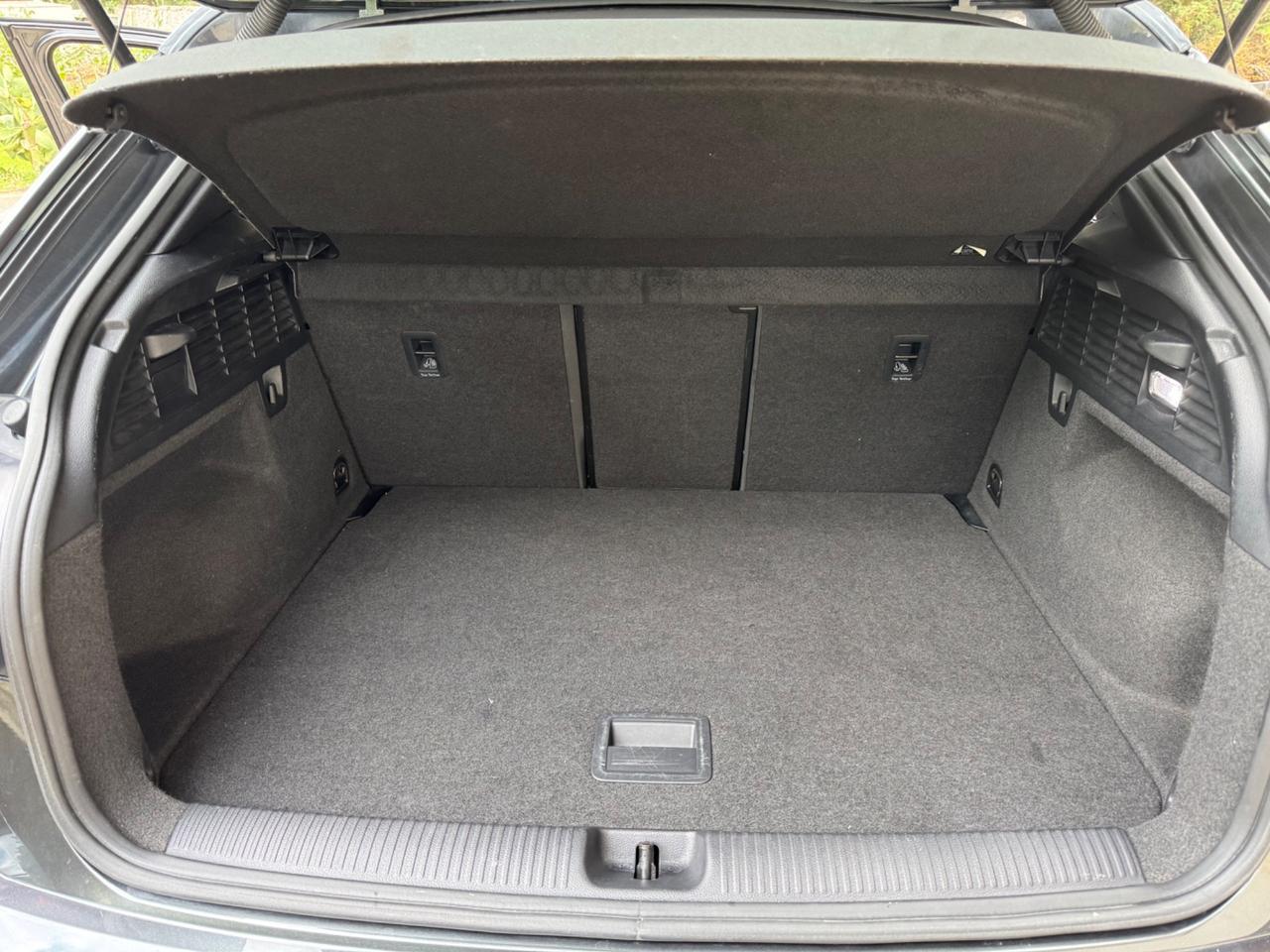 Audi Q2 1.6 TDI Sport - TETTO - CERCHI 19- 2017