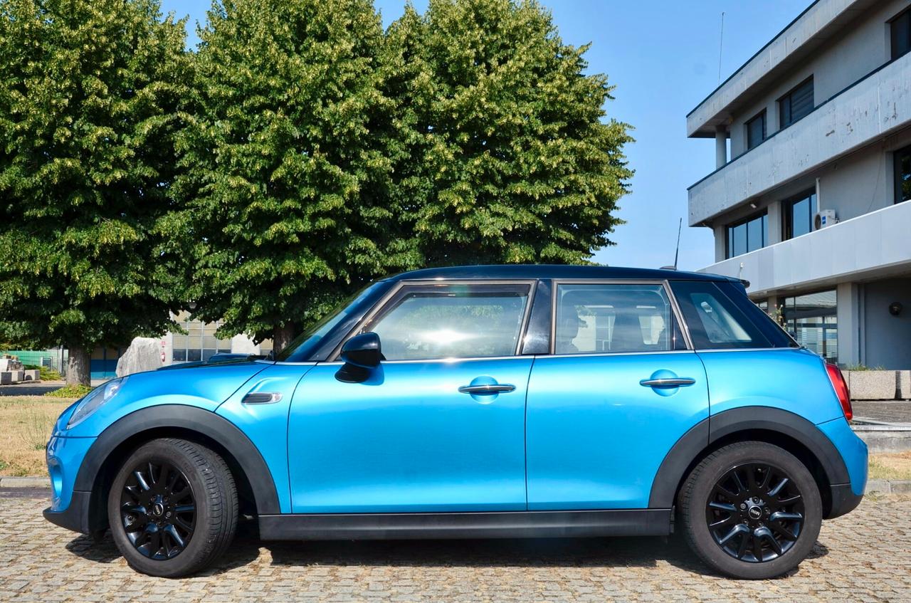 MINI COOPER D 1.5 116cv 5p AUTO, EURO 6B, BICOLOR, NAVI, LUCI AMBIENTE, PERMUTE
