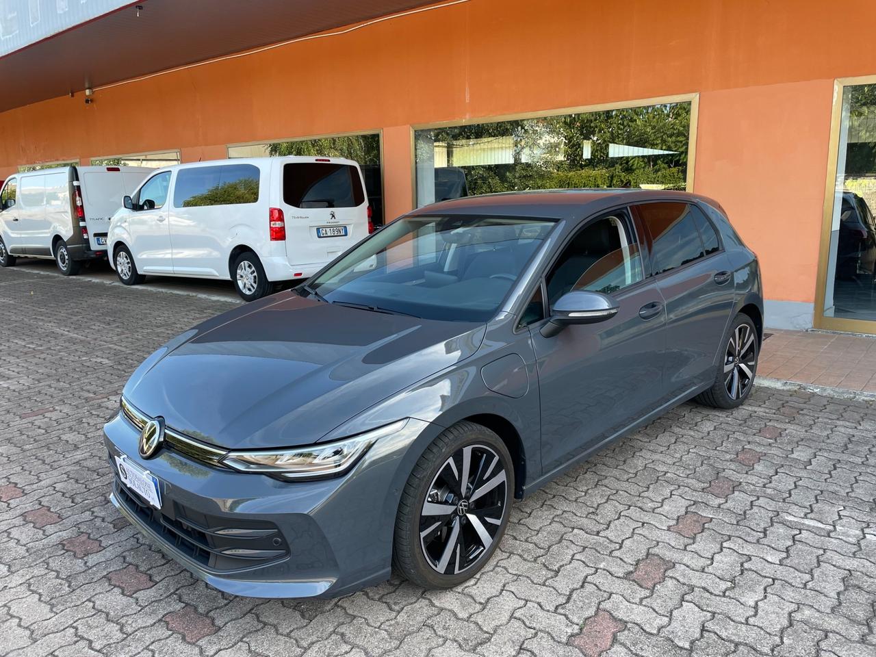 Volkswagen Golf 1.5 TSI eHybrid DSG Edition Plus 204CV