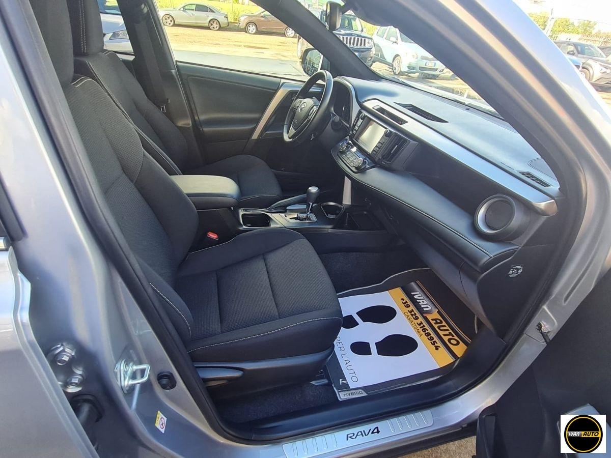 TOYOTA RAV4 2.5 Hybrid 4WD Dynamic-34.000 Km.
