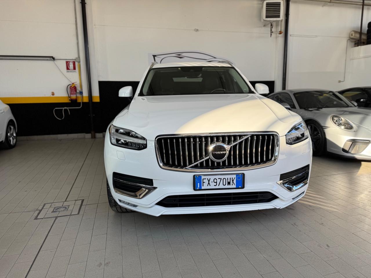 Volvo XC 90 XC90 B5 (d) AWD Geartronic 7 posti Momentum