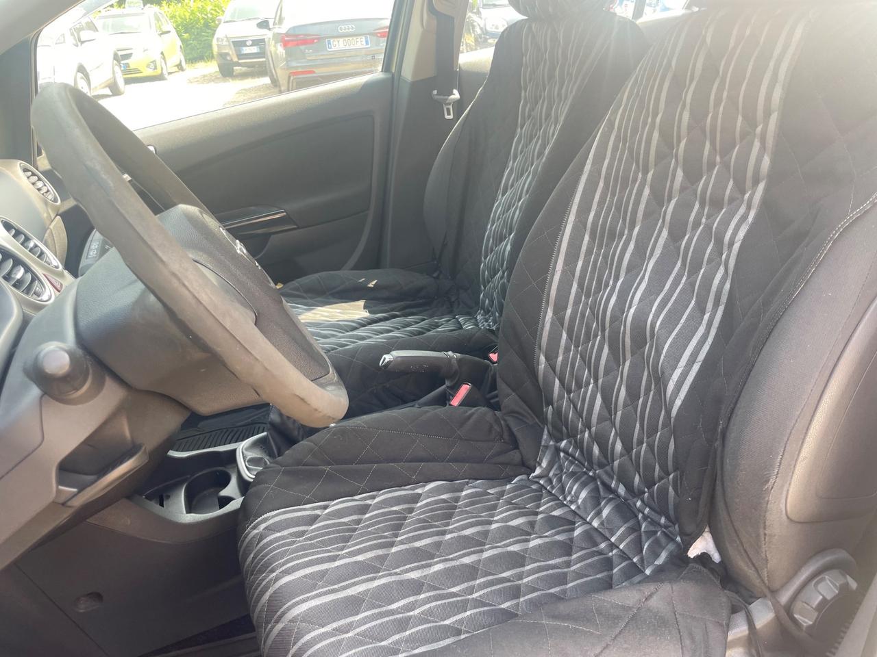 Opel Corsa 1.2 5 porte Cosmo