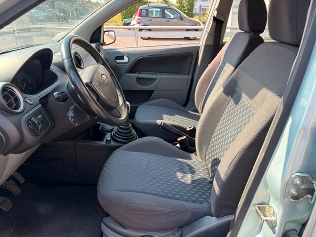 Ford Fiesta 1.4 16V 5p. NEOPATENTATI