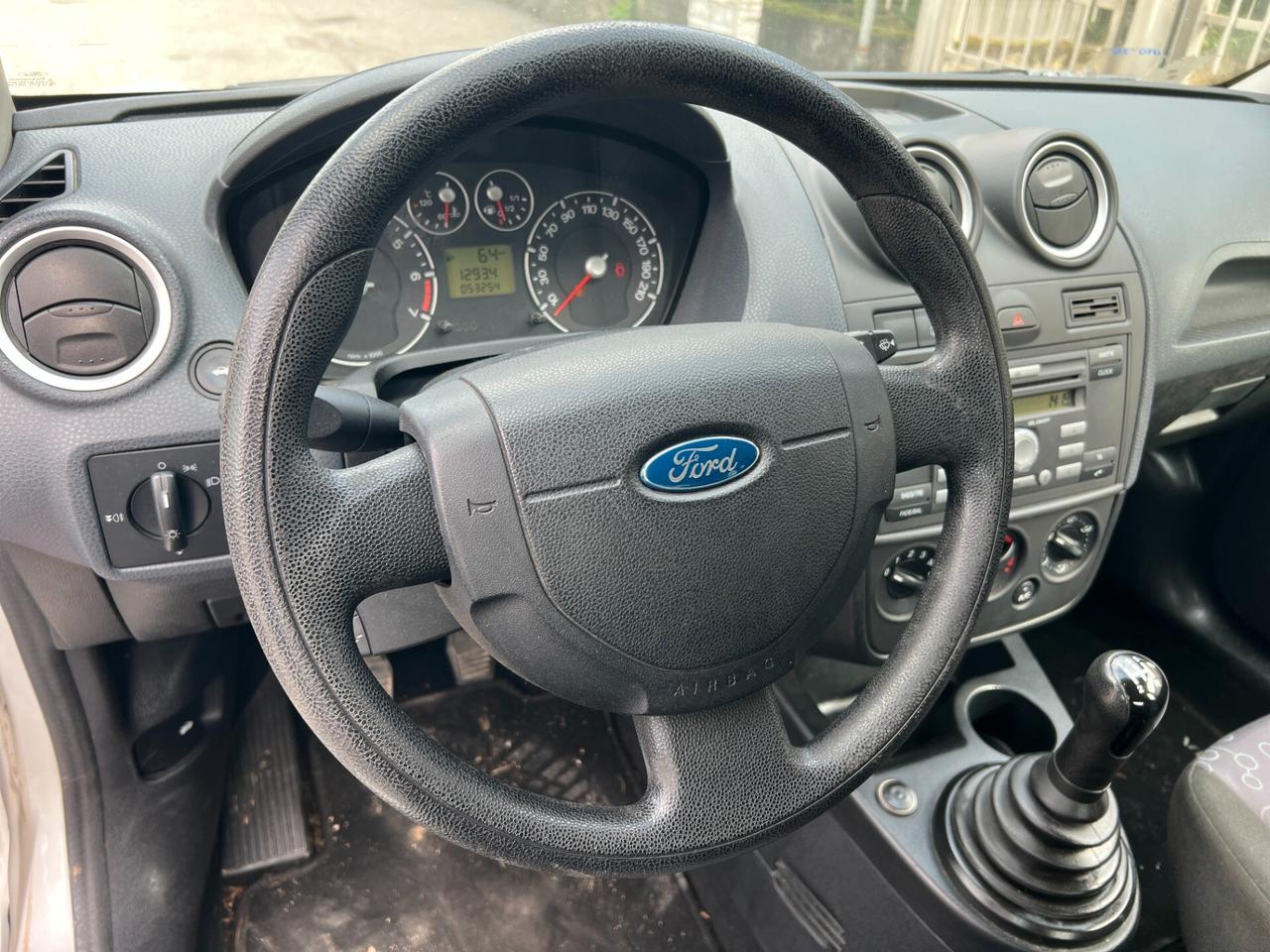 Ford Fiesta 1.2 16V 5p. euro 4 ok neopatentati