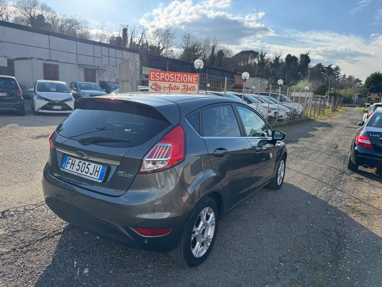 Ford Fiesta 1.5 TDCi 75CV 5 porte ST-Line NEOPATENTATI