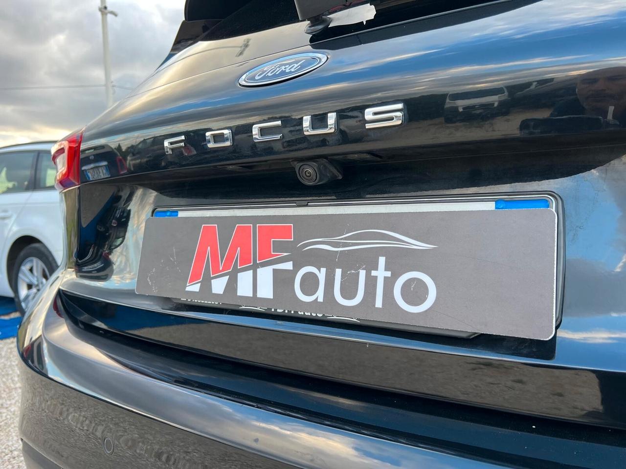 Ford Focus 1.5 TDCi 120 CV NAVI PARK LED CAM