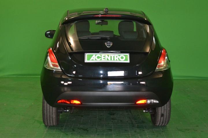 LANCIA New Ypsilon 5 porte - 70CV HYBRID ORO