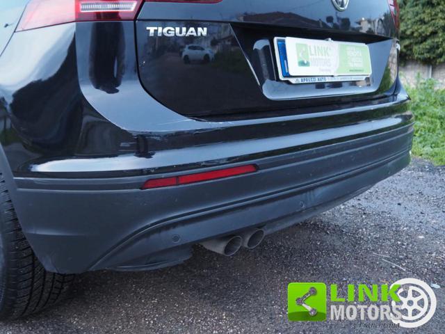VOLKSWAGEN Tiguan 2.0 TDI SCR DSG Business BlueMotion