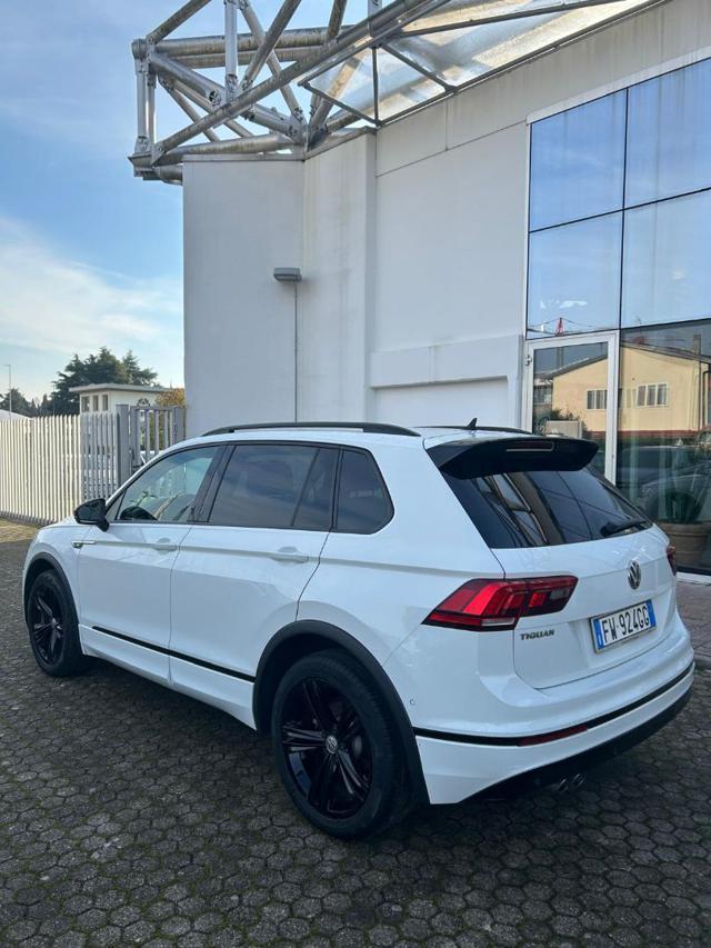 VOLKSWAGEN Tiguan 2.0 TDI SCR DSG Sport BlueMotion Technology