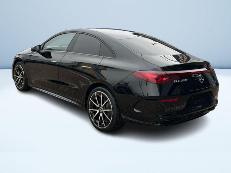 Mercedes-Benz CLA 250+ EQ AMG Line Premium