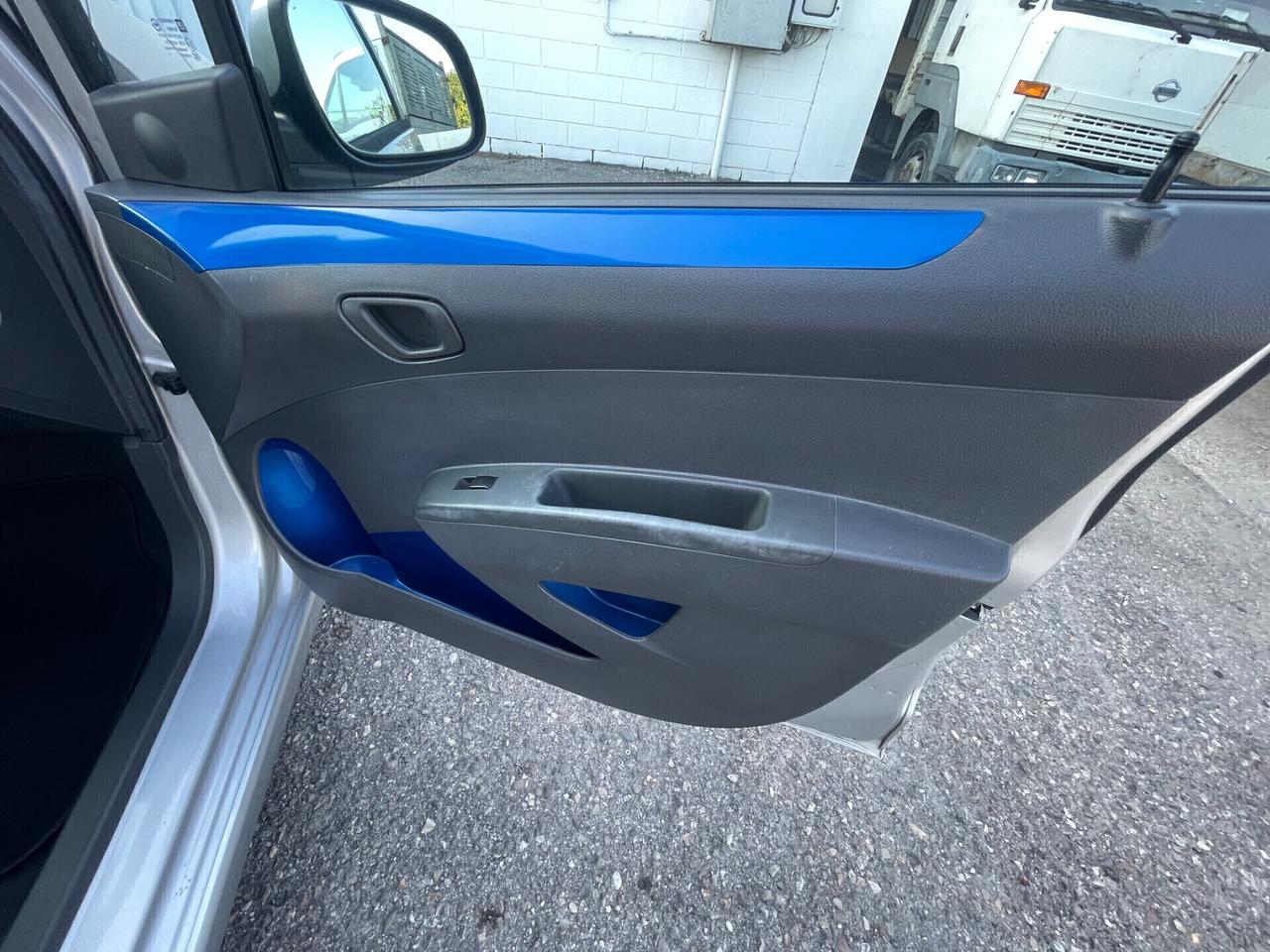 Chevrolet Spark 1.2 LT