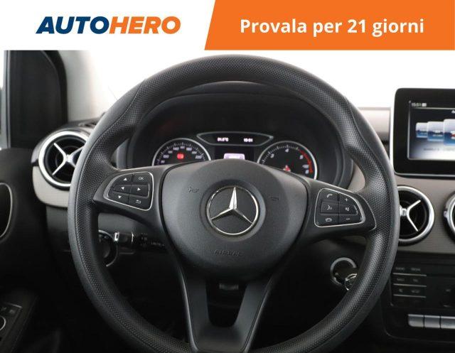 MERCEDES-BENZ B 180 d Business