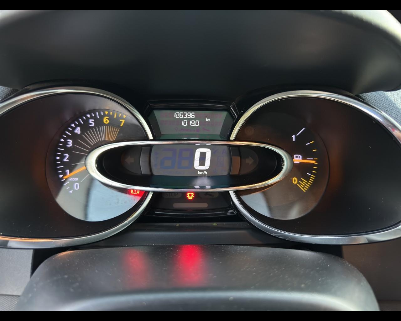 RENAULT Clio 4ª serie - Clio 1.2 75CV 5 porte Live