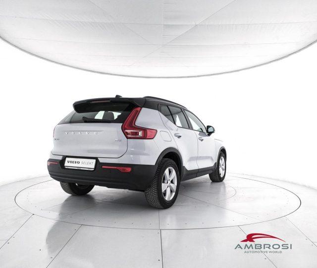 VOLVO XC40 D3 MOMENTUM