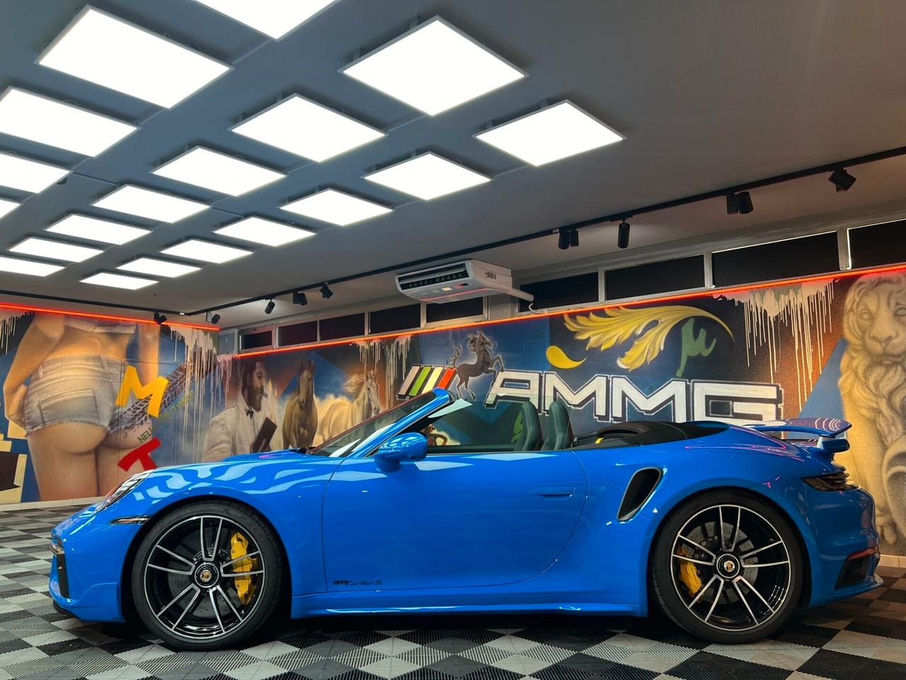 Porsche 992 911 Cabrio 3.7 Turbo S auto (992)