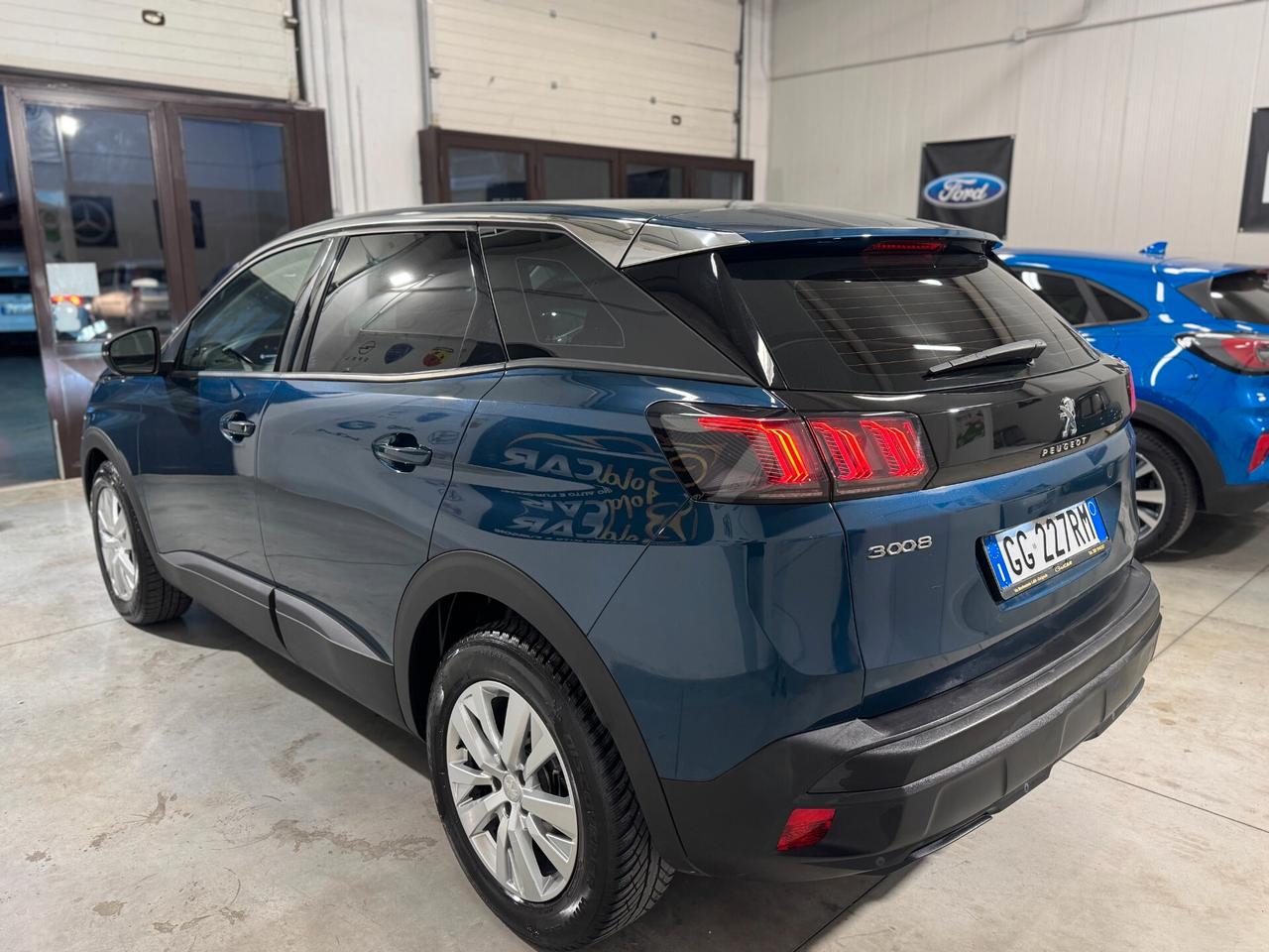 Peugeot 3008 BlueHDi 130 S&S EAT8 Active Business