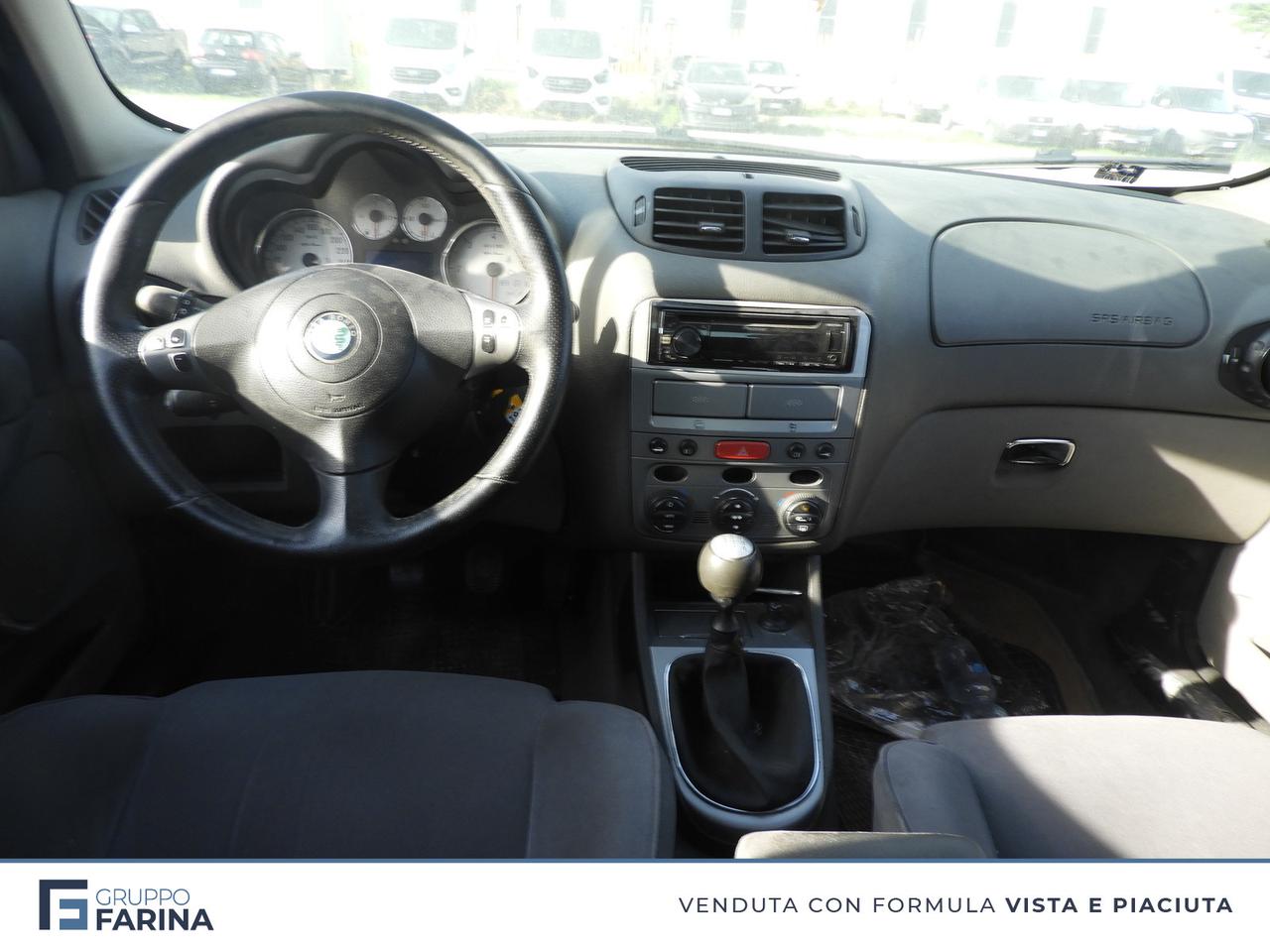 ALFA ROMEO 147 II 2004 - 147 5p 1.9 jtd Distinctive 120cv