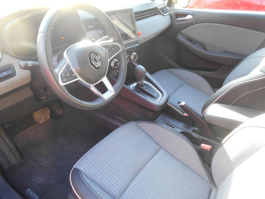 Renault Clio 1.6 E-Tech full hybrid Techno