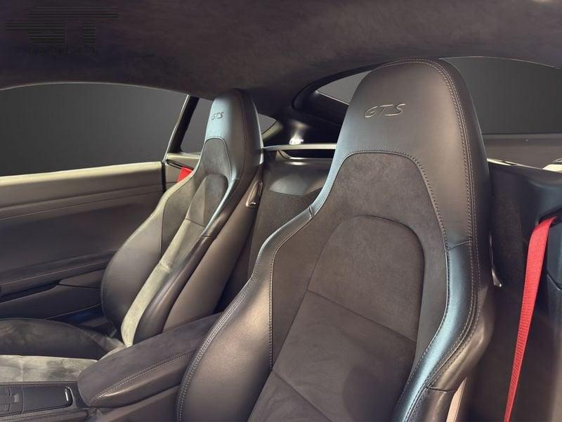 Porsche 718 Cayman GTS