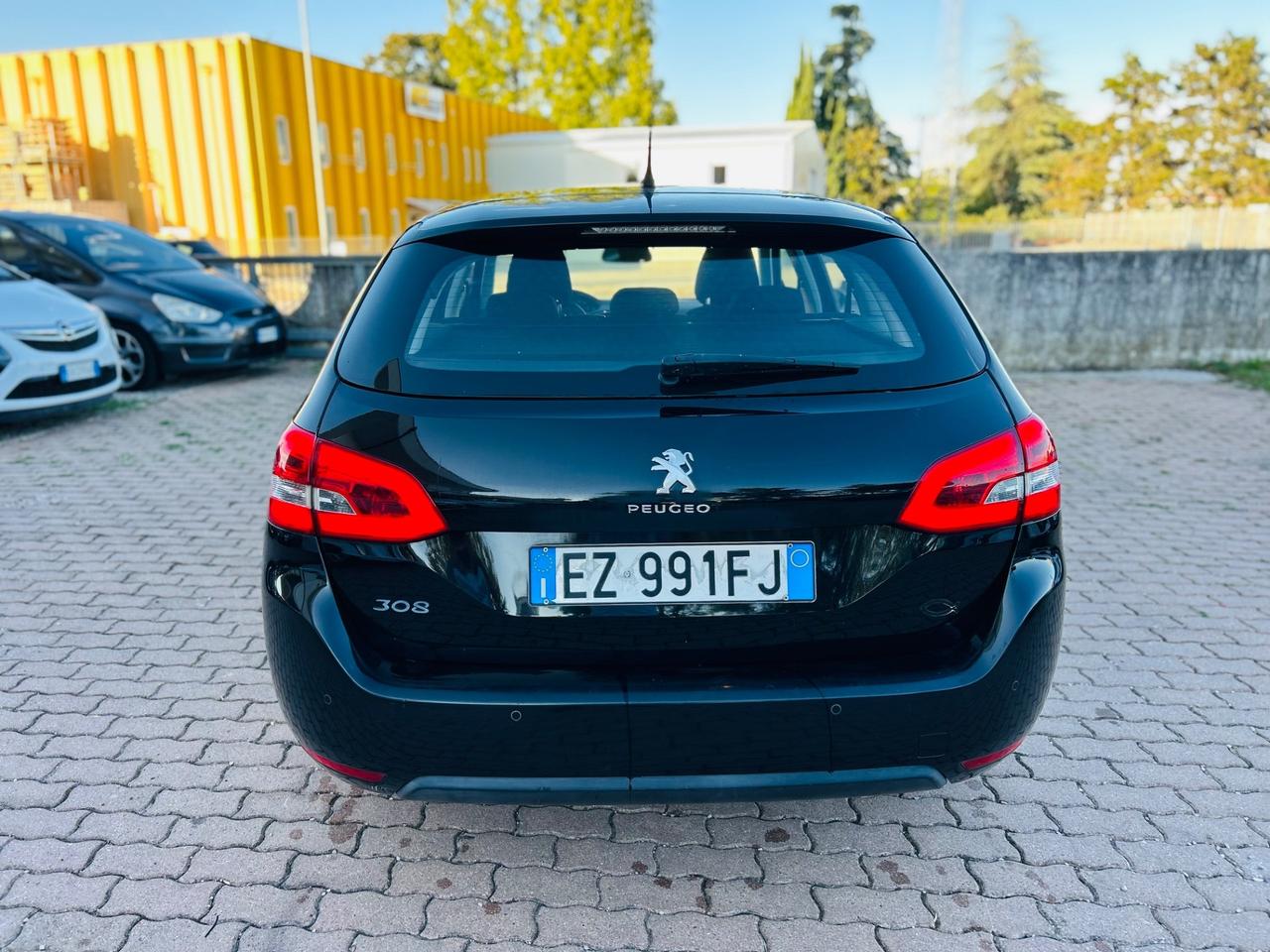 Peugeot 308 1.6 HDi 92 CV SW Business