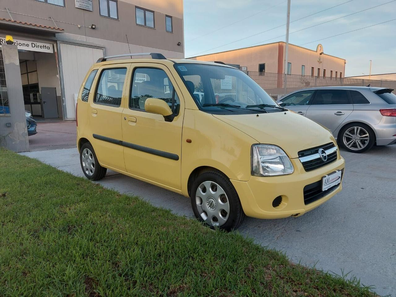 Opel Agila 1.2 16V Enjoy * Soli 49000 Km.