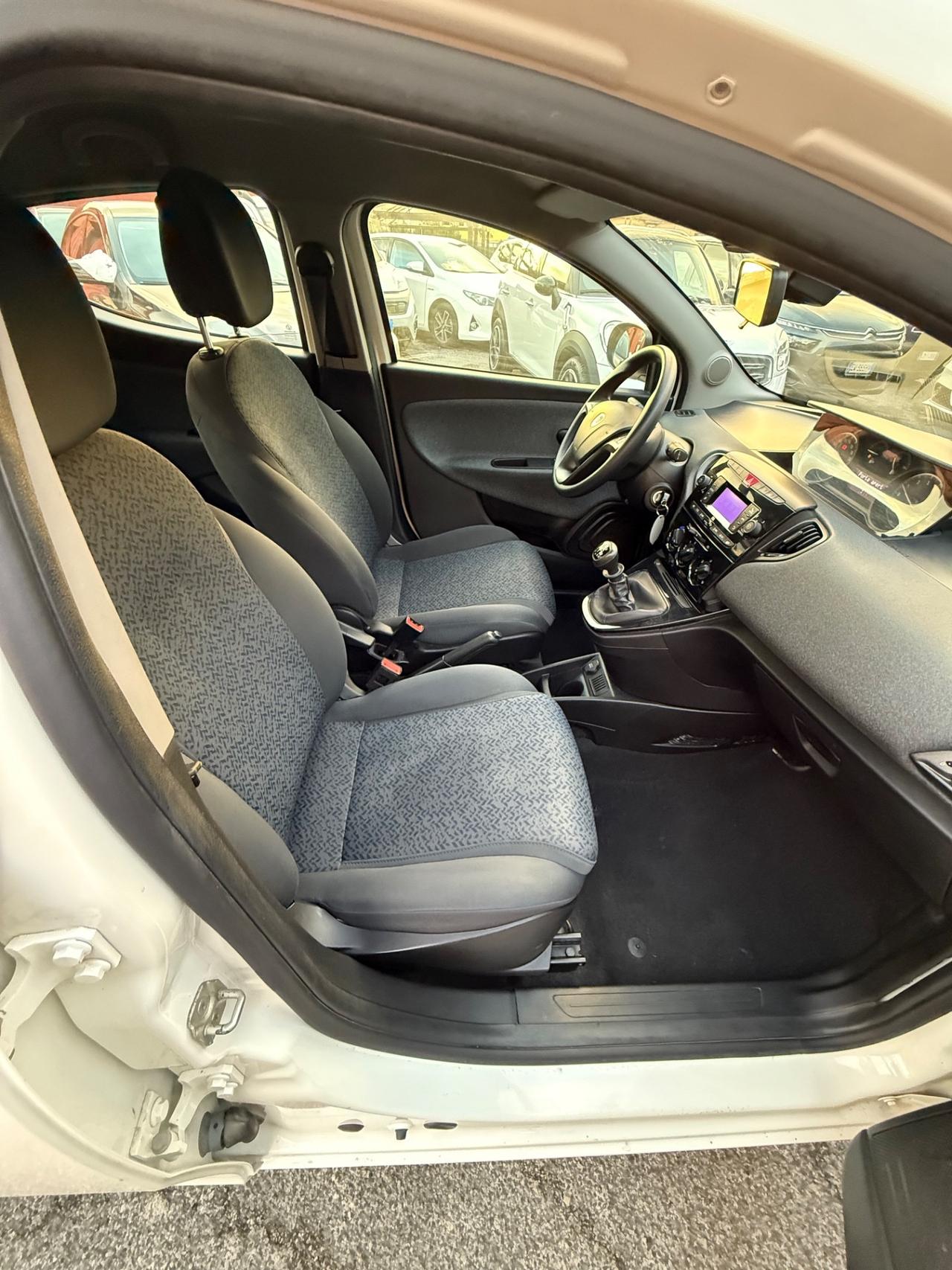 Ypsilon 1.0 /Hybrid/unipro/iva esposta /rate/
