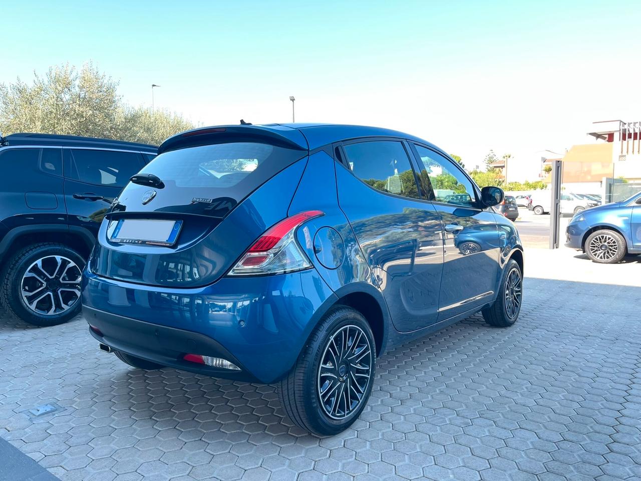 Lancia Ypsilon 1.0 FireFly 5 porte S&S Hybrid Gold