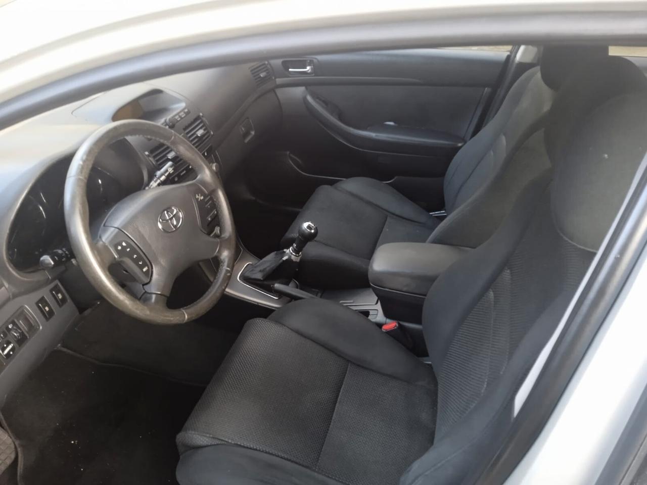 Toyota Avensis 2.0 D-4D 16V