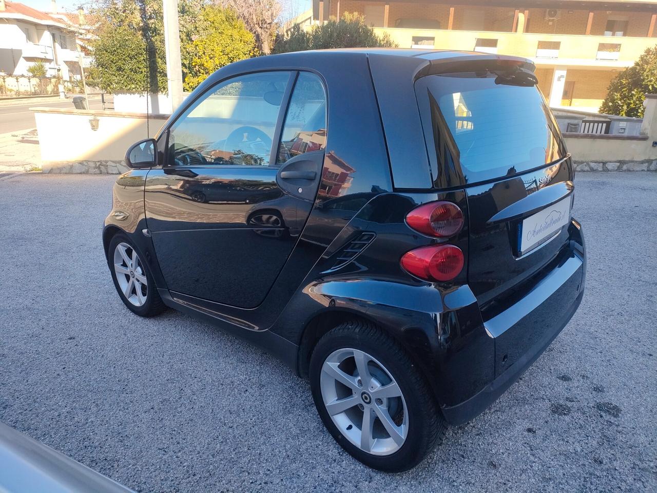 Smart ForTwo 1000 52 kW coupé passion