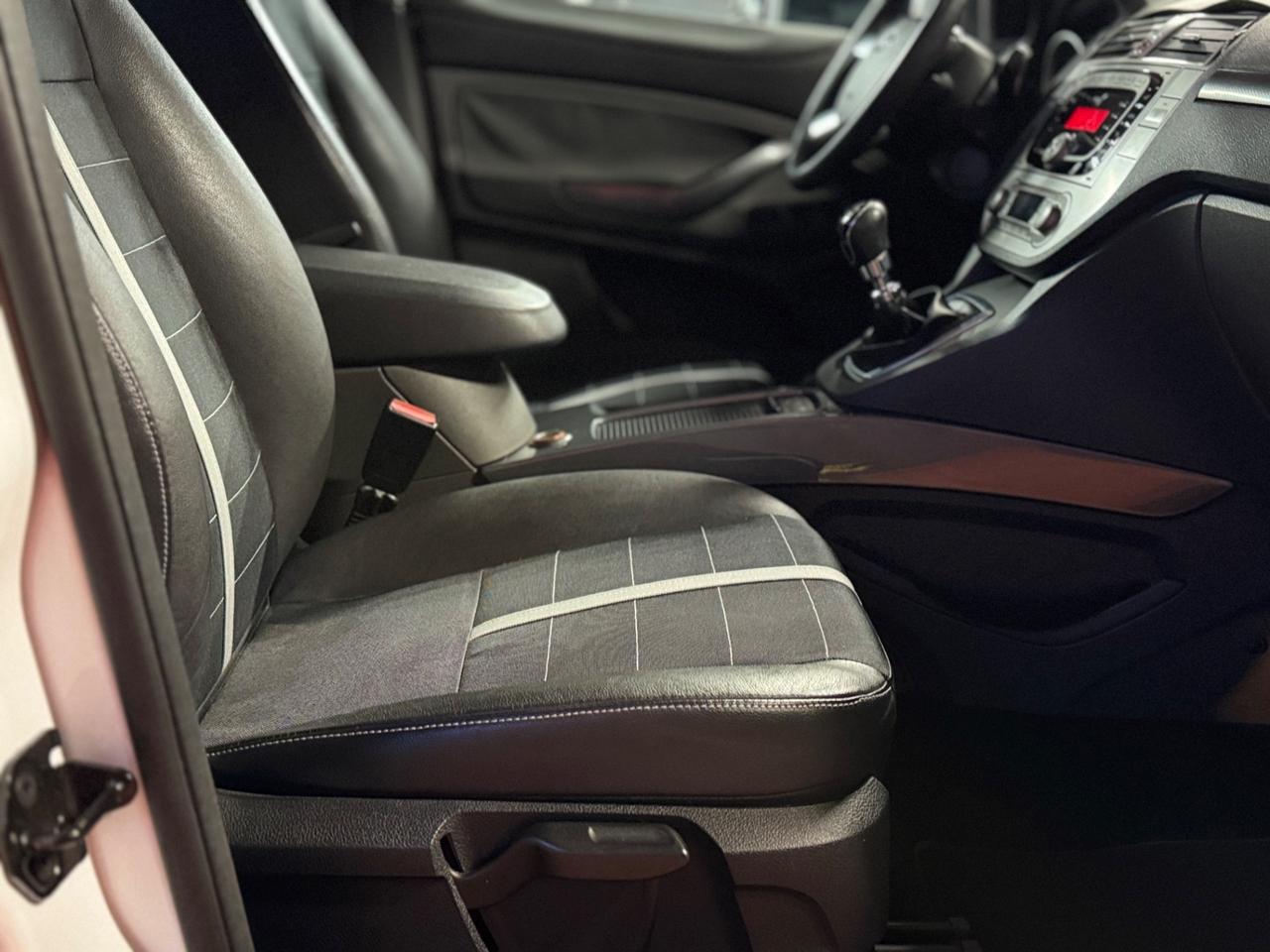 Ford Kuga Kuga+ 2.0 TDCi 136 CV 4WD DPF