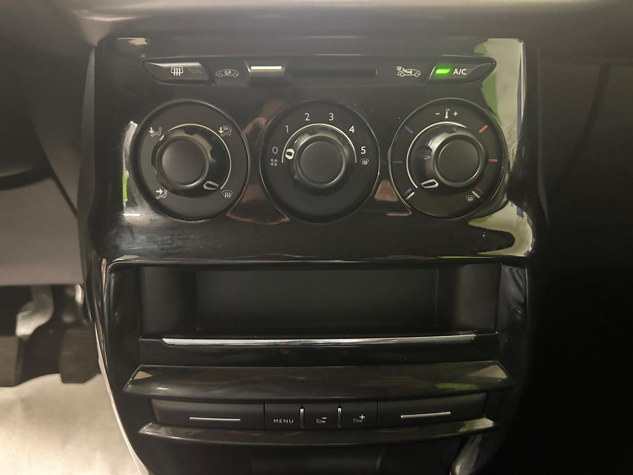 Citroen C3 PureTech 82 EXCLUSIVE 2016