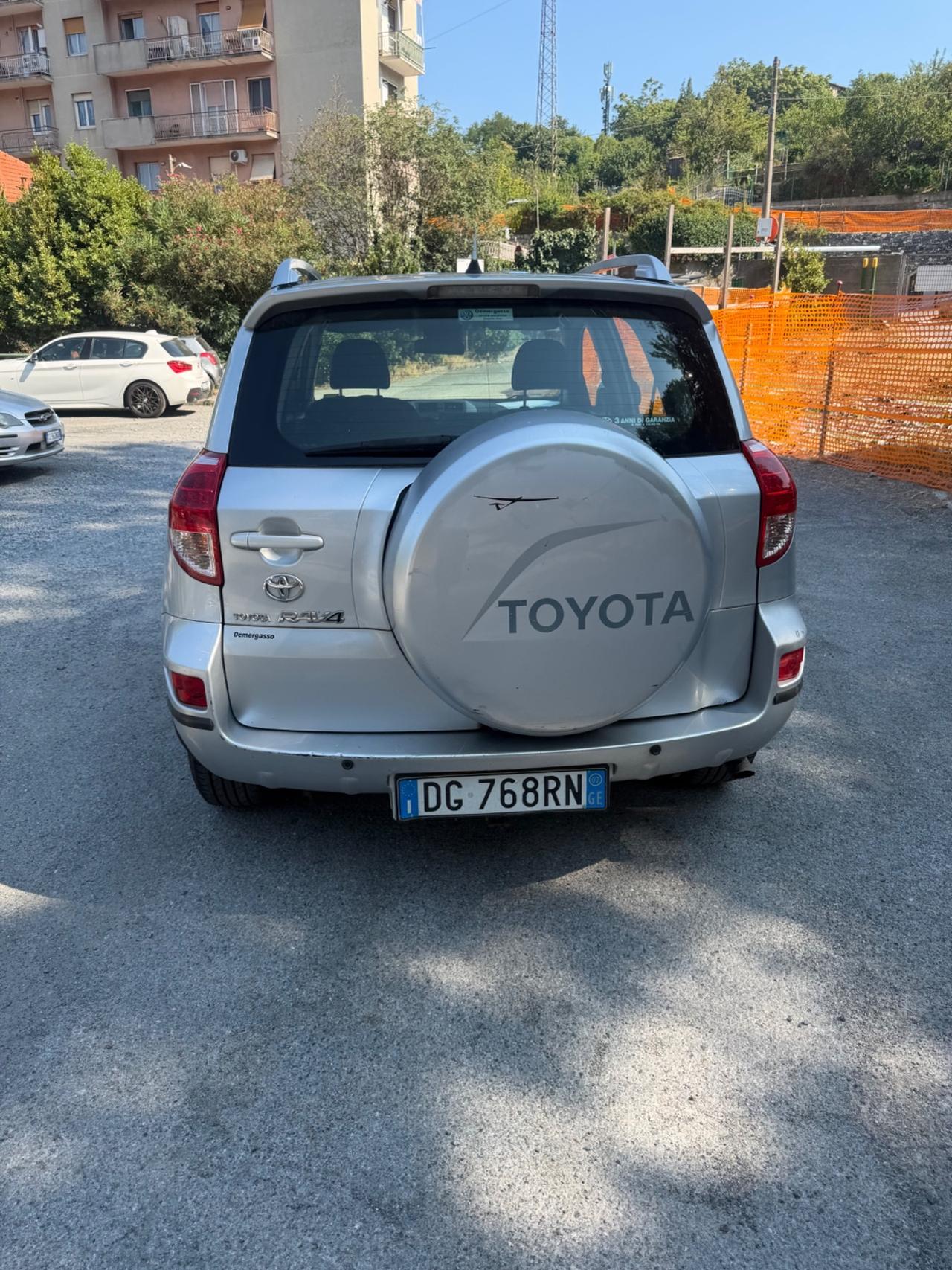 Toyota RAV 4 RAV4 2.2 D-4D 136 CV Luxury