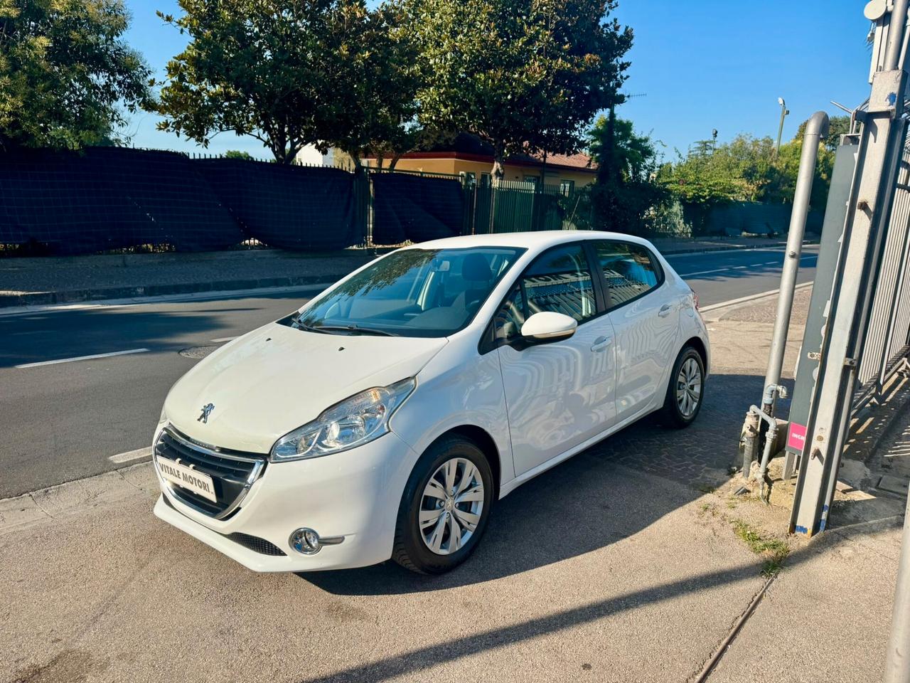 Peugeot 208 1.2 VTi 82 CV 5 porte Allure
