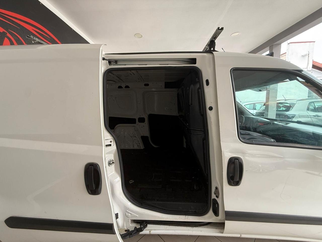 FIAT DOBLO' 1.6 DIESEL DEL NORD ITA 2012